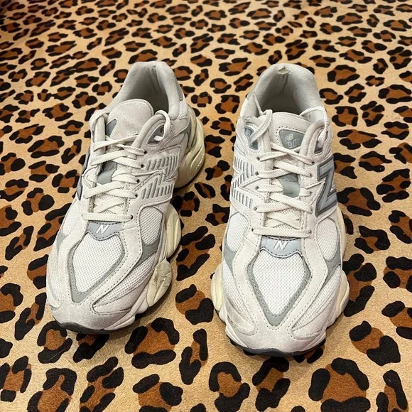 New Balance 9060 - Picture 4 of 10